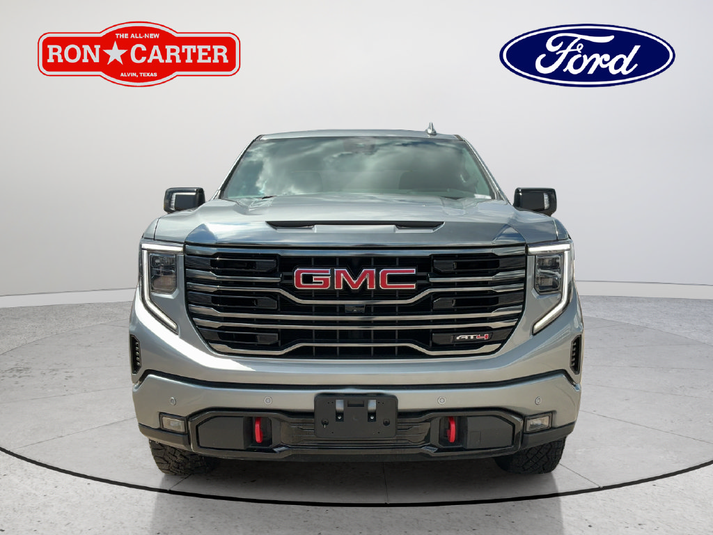 Used 2024 GMC Sierra 1500 AT4 w/ Technology Package AWD/4WD image 2