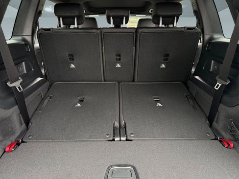 New 2026 Mercedes-Benz GLB 250 image 29