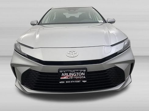 Used 2026 Toyota Camry LE FWD image 8