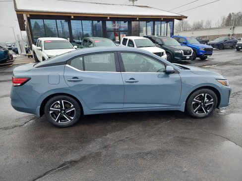 New 2025 Nissan Sentra SV w/ All-Weather Package image 9