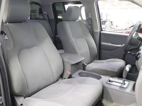 Used 2017 Nissan Frontier SV w/ SV Value Truck Package image 14