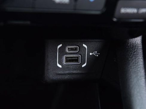 Used 2025 Jeep Compass Trailhawk AWD/4WD image 17