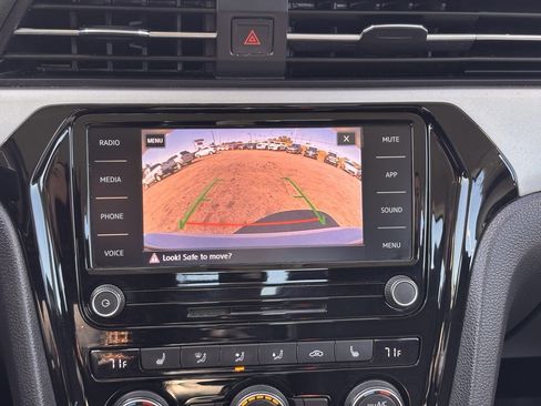 Used 2020 Volkswagen Passat 2.0T SE image 30