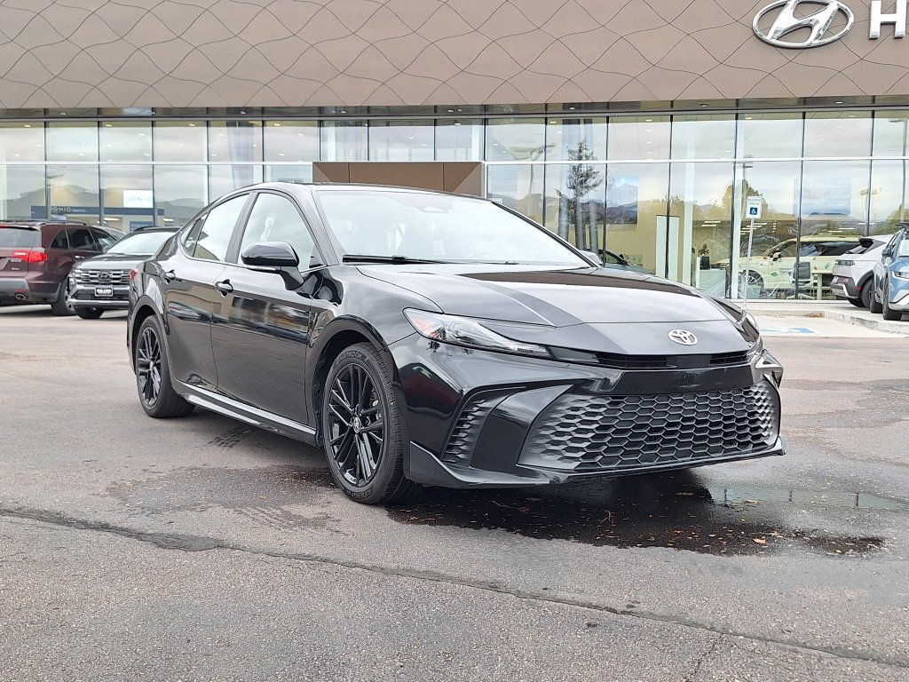 Used 2025 Toyota Camry SE FWD 360° Tour