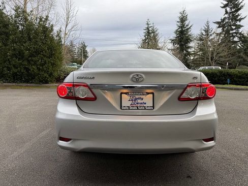 Used 2012 Toyota Corolla LE image 9