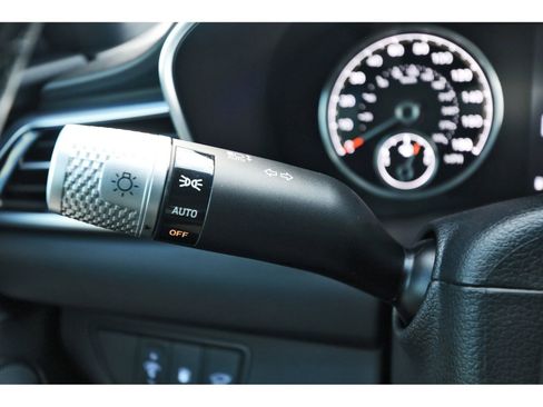 Used 2025 Genesis G70 3.3T Advanced w/ Sport Prestige Package image 19