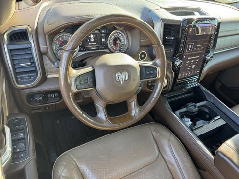 Used 2019 RAM 1500 Limited image 19