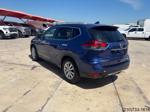 Used 2020 Nissan Rogue SV FWD image 5