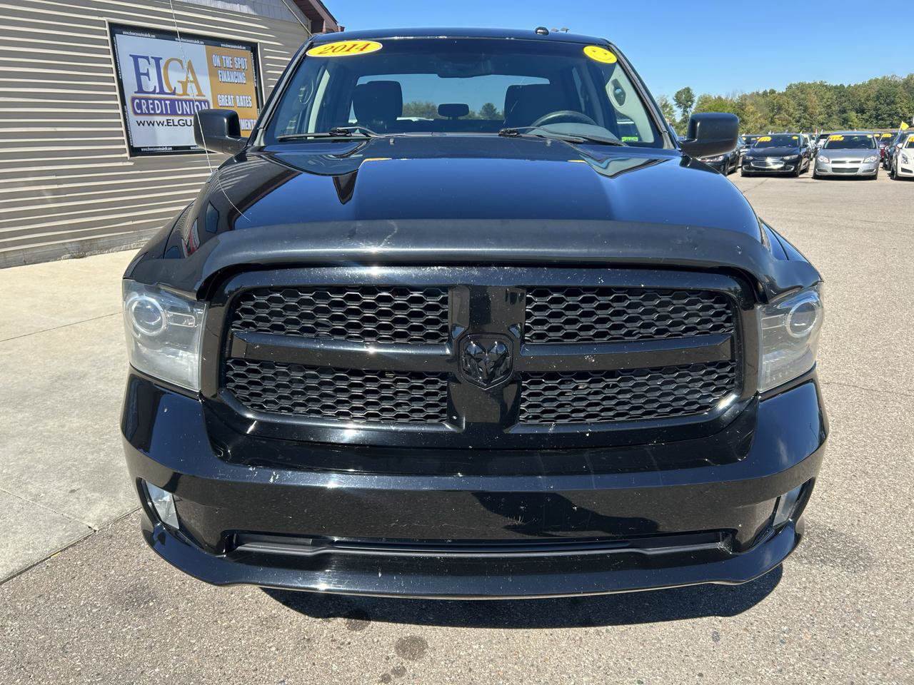Used 2014 RAM 1500 Express w/ Black Ram 1500 Express Group AWD/4WD image 2
