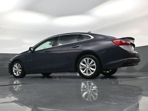 Used 2025 Chevrolet Malibu LT FWD image 18
