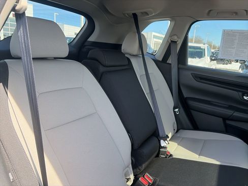 Used 2024 Honda CR-V EX image 5