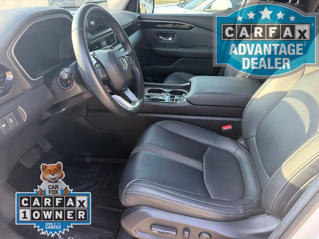 Used 2025 Honda Pilot EX-L image 8