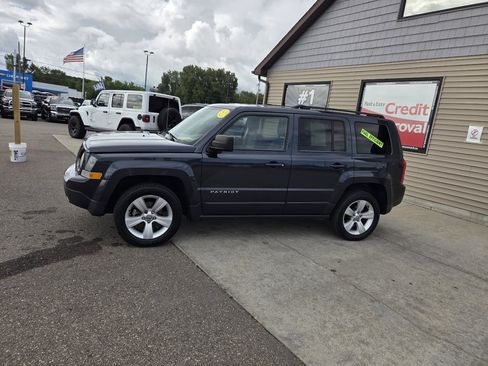 Used 2014 Jeep Patriot Latitude image 8