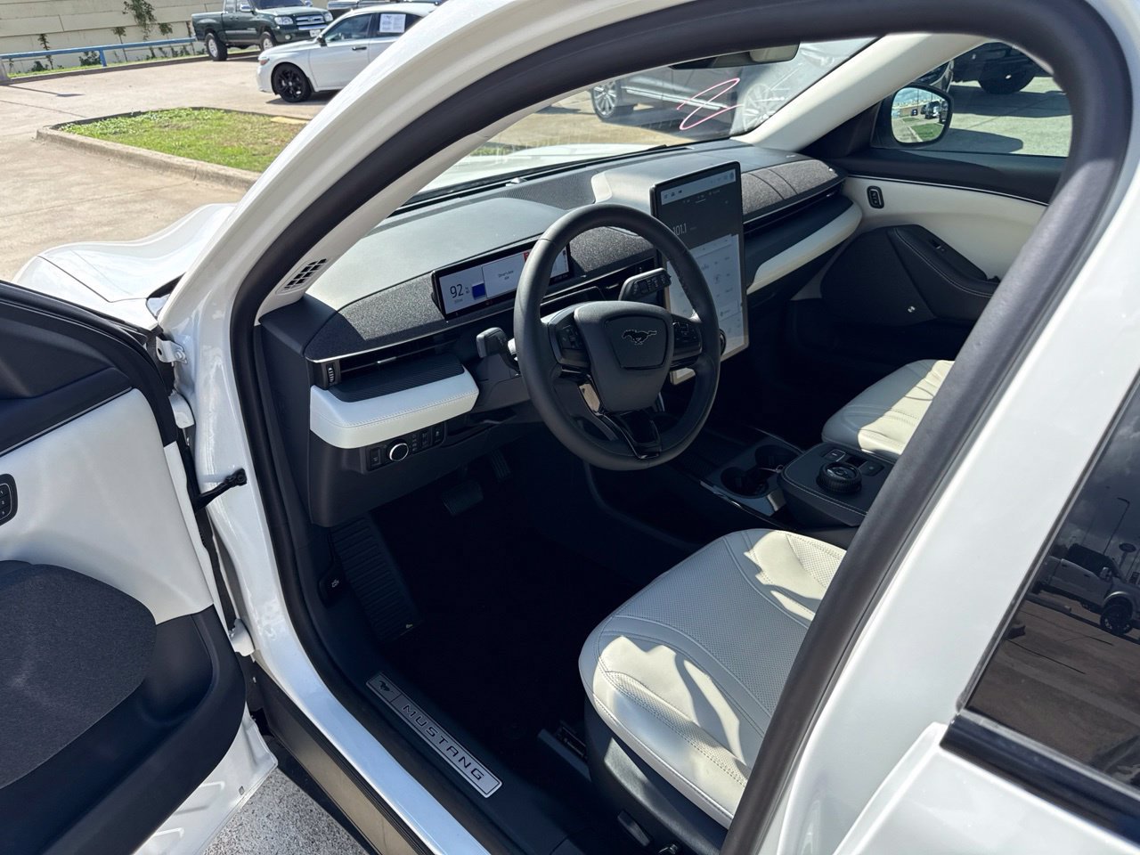 Used 2023 Ford Mustang Mach-E Premium RWD image 21
