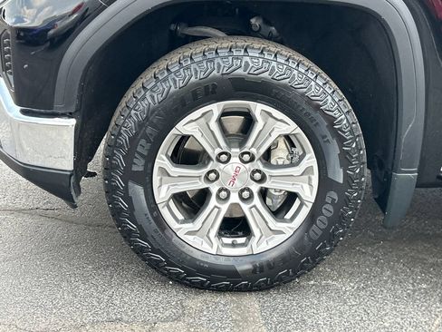 Used 2022 GMC Sierra 1500 SLT AWD/4WD image 13
