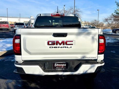 Used 2024 GMC Canyon Denali image 6