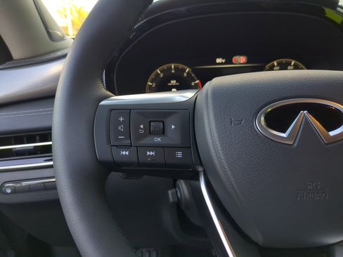 Certified 2026 INFINITI QX60 Luxe w/ Cargo Package image 32