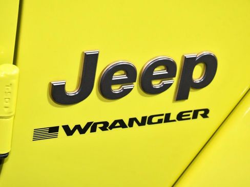 Used 2024 Jeep Wrangler Unlimited Rubicon 392 image 93