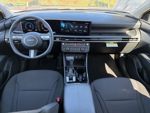 New 2026 Hyundai Tucson SE image 28