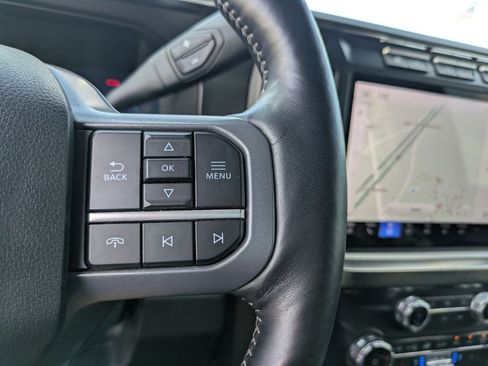 Used 2024 Ford F350 Lariat w/ Lariat Ultimate Package AWD/4WD image 29