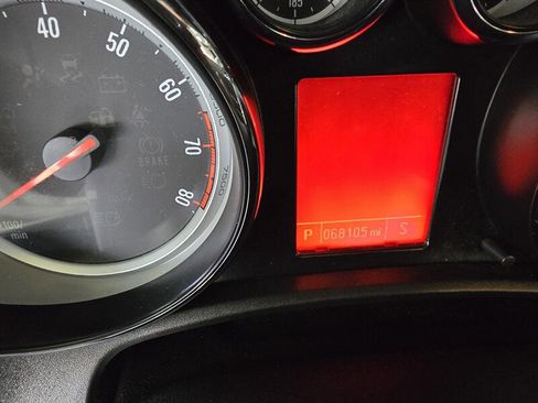 Used 2016 Buick Cascada Premium image 26