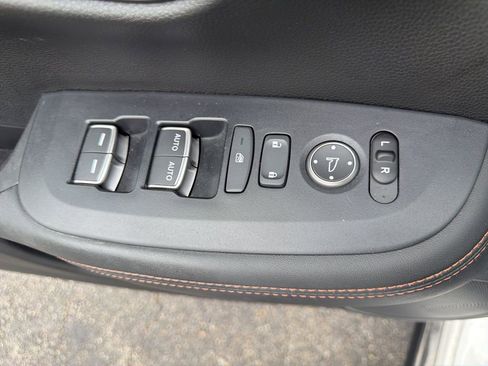 Used 2024 Honda HR-V Sport image 19