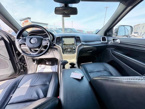 Used 2014 Jeep Grand Cherokee Limited w/ Trailer Tow Group IV image 24