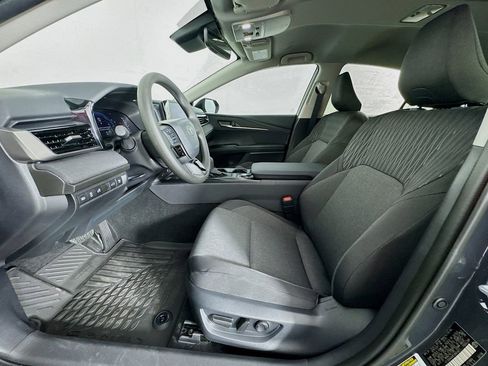 Used 2026 Toyota Camry LE image 15