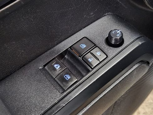 Used 2021 Toyota Tacoma SR RWD image 42