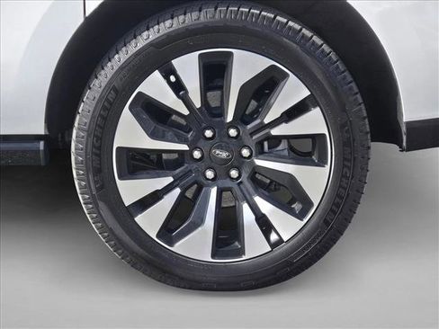 New 2025 Ford Expedition Max Platinum w/ Stealth Appearance Package image 9