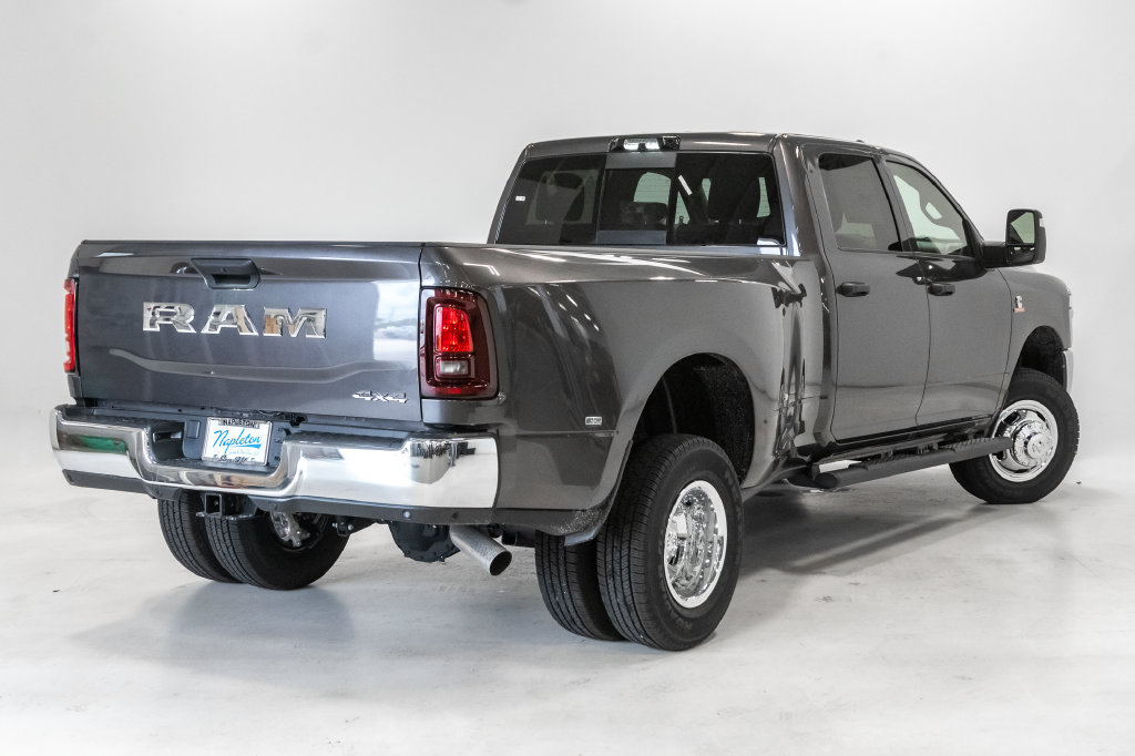 New 2027 RAM 3500 Tradesman AWD/4WD image 29