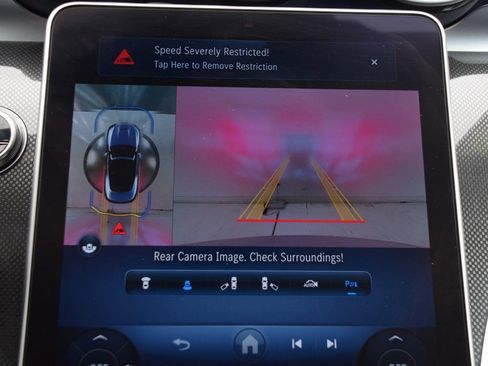 Certified 2025 Mercedes-Benz CLE 53 AMG 4MATIC Cabriolet image 28