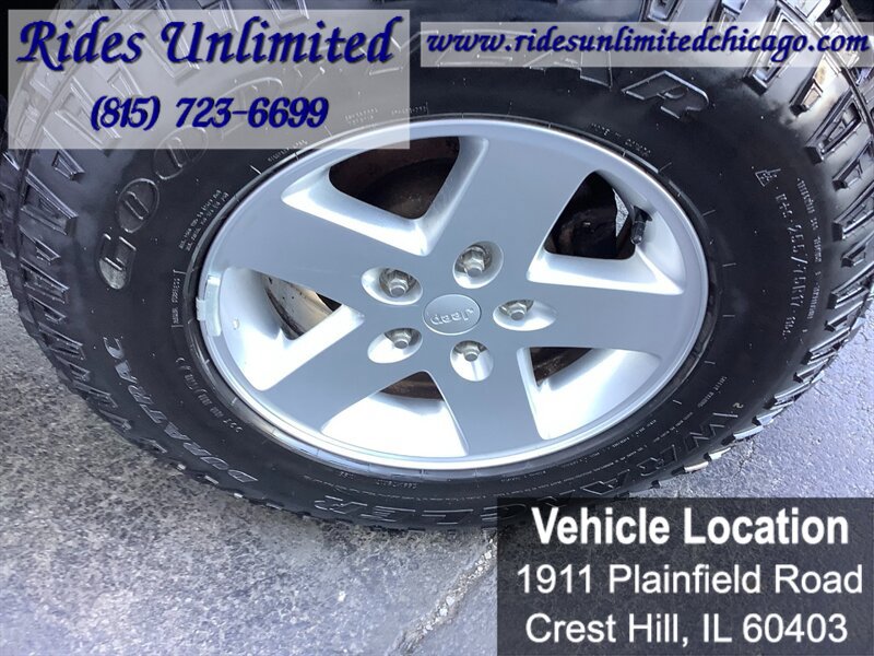 Used 2013 Jeep Wrangler Sport AWD/4WD image 37