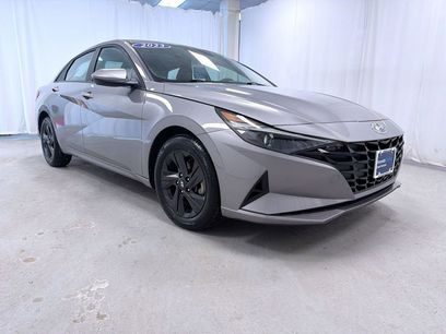 Used 2023 Hyundai Elantra SEL