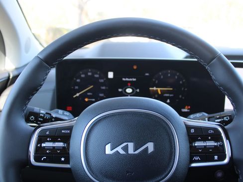 New 2026 Kia Carnival SX Prestige FWD image 34