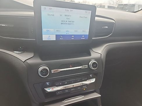 Used 2020 Ford Explorer XLT w/ Equipment Group 202A image 14