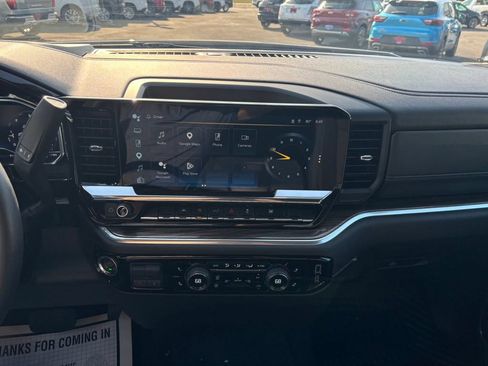 Used 2025 Chevrolet Silverado 1500 LT AWD/4WD image 21