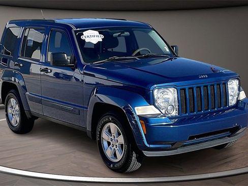 Used 2010 Jeep Liberty Sport image 10