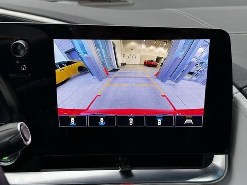 Used 2021 Chevrolet Corvette Stingray Preferred Cpe w/ Z51 Performance Package image 4