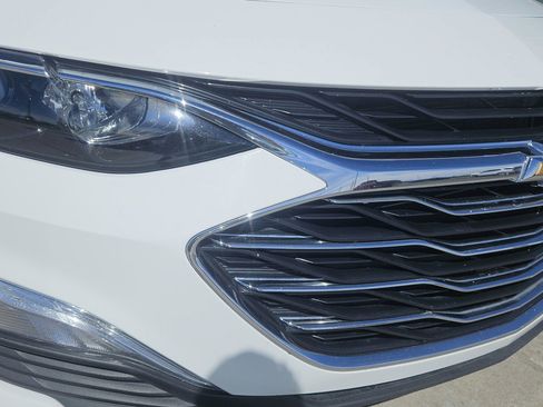 Used 2024 Chevrolet Malibu LS image 3