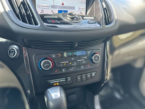Used 2017 Ford Escape Titanium w/ Equipment Group 301A image 17