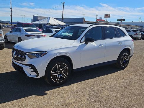 Certified 2026 Mercedes-Benz GLC 300 4MATIC image 2