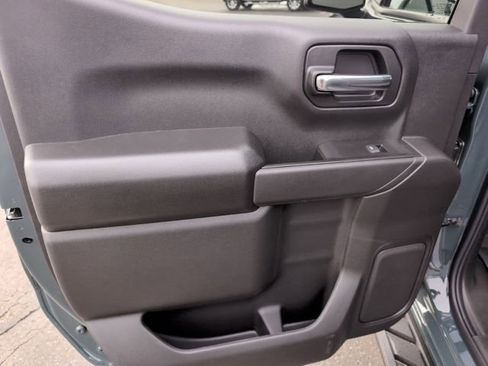 New 2026 Chevrolet Silverado 1500 Custom Trail Boss w/ LPO, Dark Essentials Package image 11