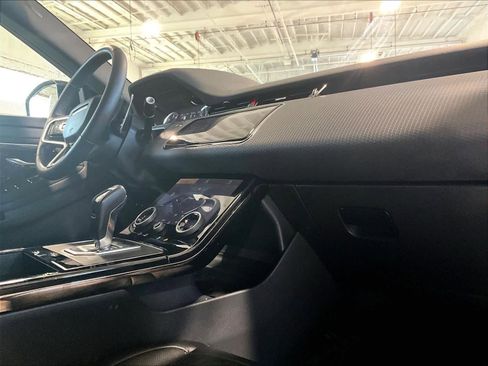 Used 2023 Land Rover Range Rover Evoque R-Dynamic S image 14