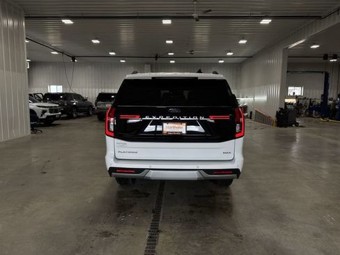 Used 2025 Ford Expedition Max Platinum AWD/4WD image 7