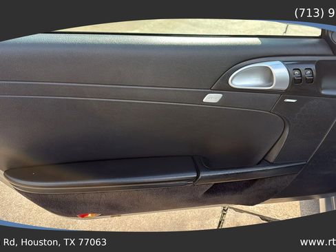 Used 2006 Porsche Boxster RWD image 27