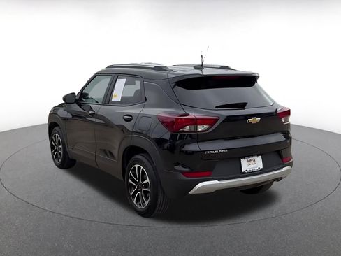 Used 2025 Chevrolet TrailBlazer LT image 11