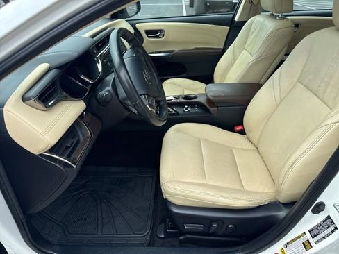 Used 2014 Toyota Avalon XLE Touring FWD image 11