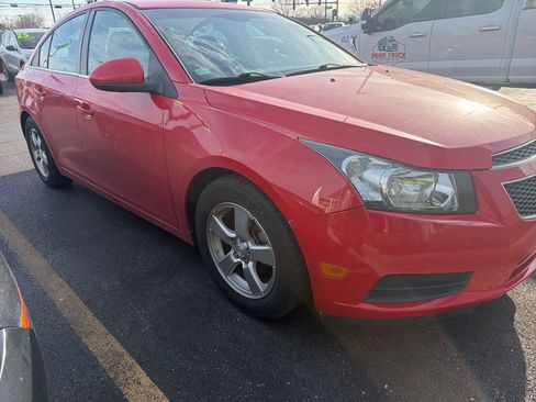 Used 2014 Chevrolet Cruze LT w/ All-Star Edition image 3