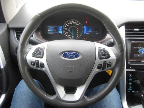 Used 2013 Ford Edge Limited w/ Vision Pkg image 26
